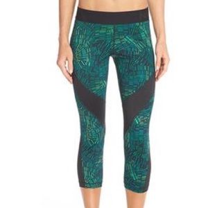 Cropped Green Sprinkle Leggings